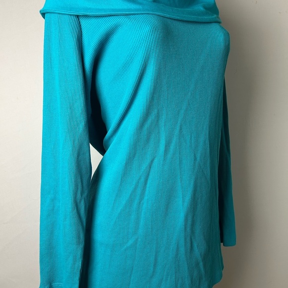 Vibrant Blue Cowl Neck Sweater with Fine Knit - Picture 4 of 9